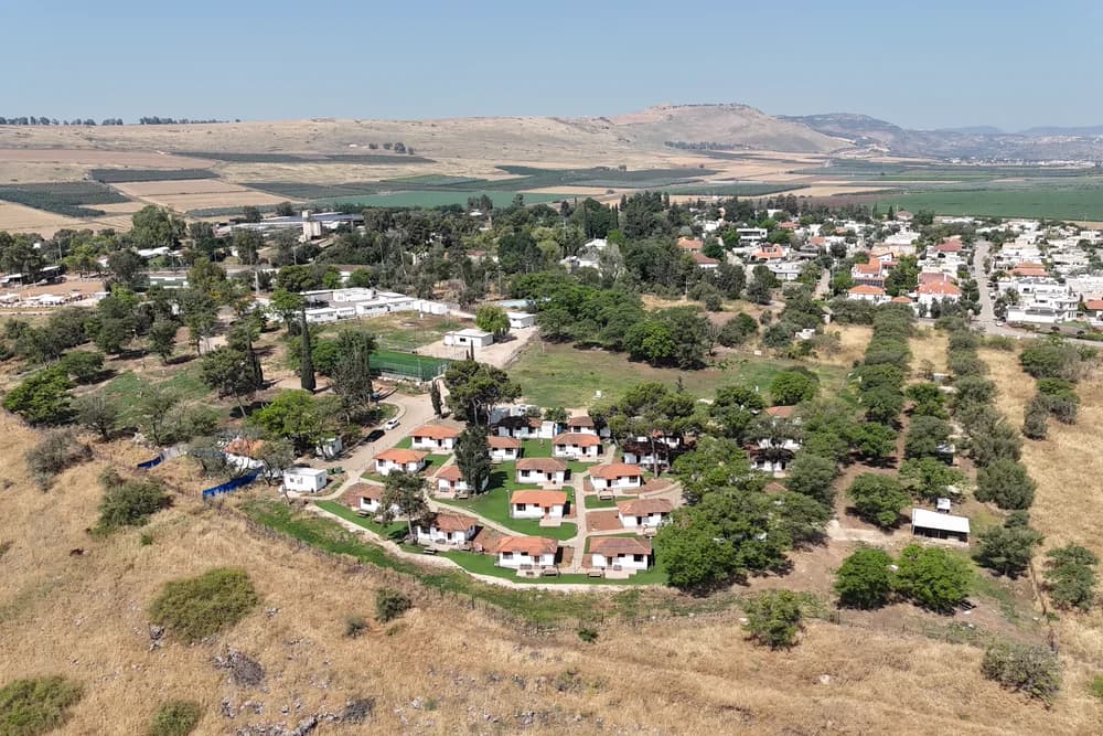 קמפוס הישיבה מלמעלה